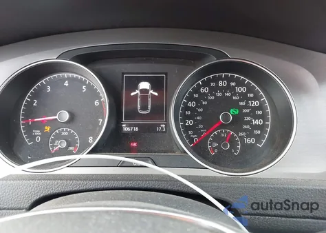 2016 Volkswagen Golf Sportwagen Tsi S 4-Door z USA, uszkodzony, nr VIN 3VWC17AU8GM517507